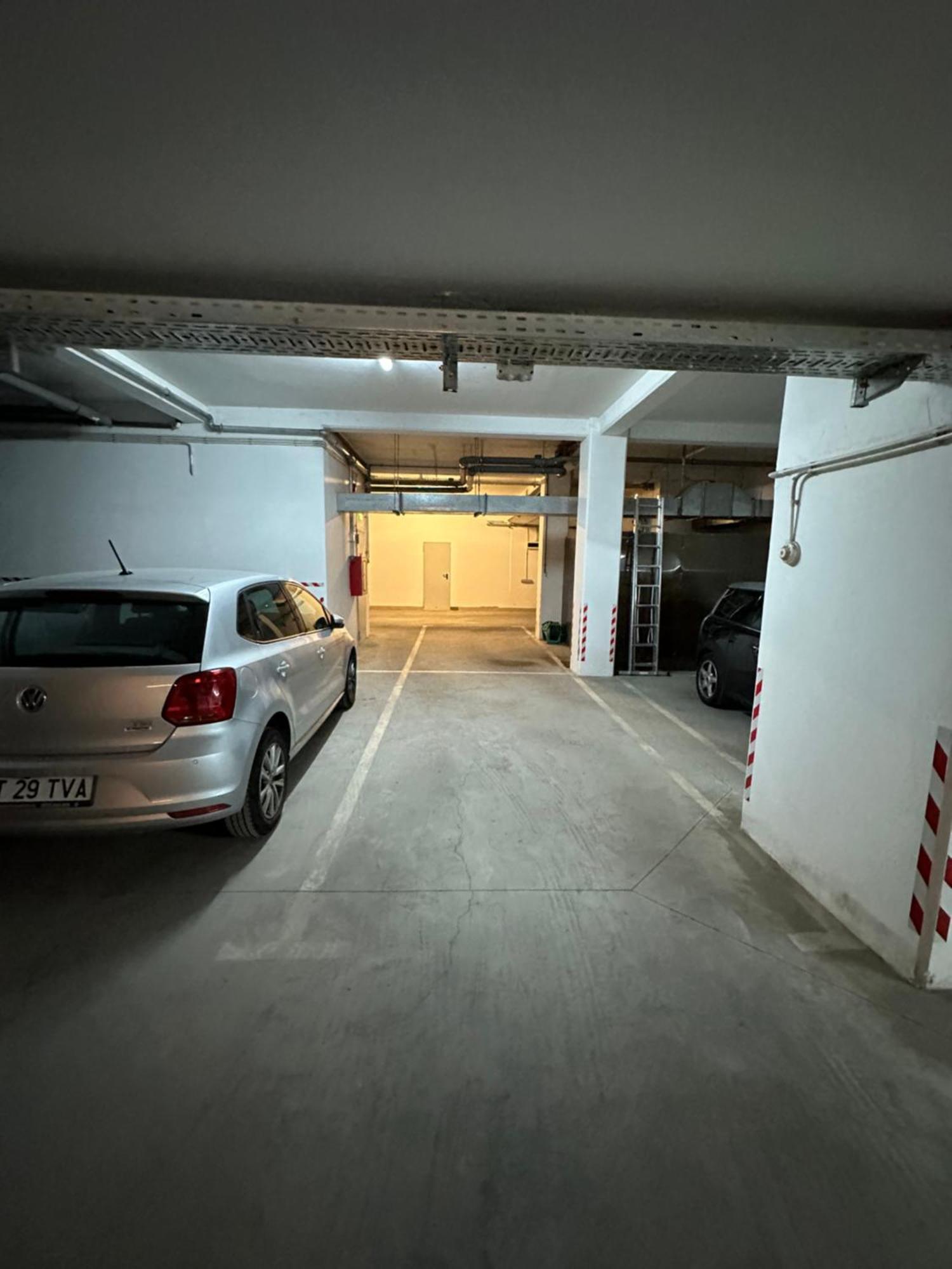 CENTRU UNIRII LUXURY VIP PALMIER Apartament 2 camere cu TERASA exterioara amenajata ! Parcare subterana privata climatizata si supravegheata video dar doar cu rezervare in limita locurilor disponibile !PROPRIETATE IN REGIM HOTELIEP - NU ARE BUCATARIE Bucureşti Exterior foto